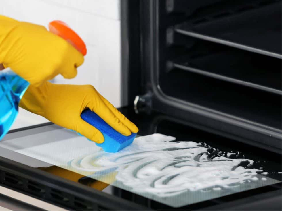 DIY oven cleaner a natural and cheap way to remove grease