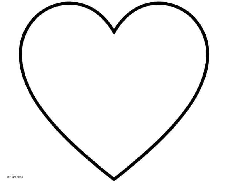 Simple heart - thin outline, taller